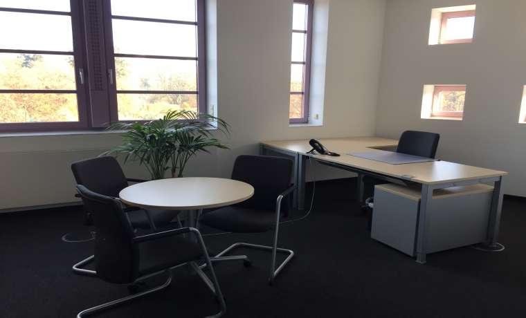 Gewerbeobjekt Bad Homburg vor der Höhe Berliner Siedlung/Gartenfeld - 199&euro; | Angebot:25967946