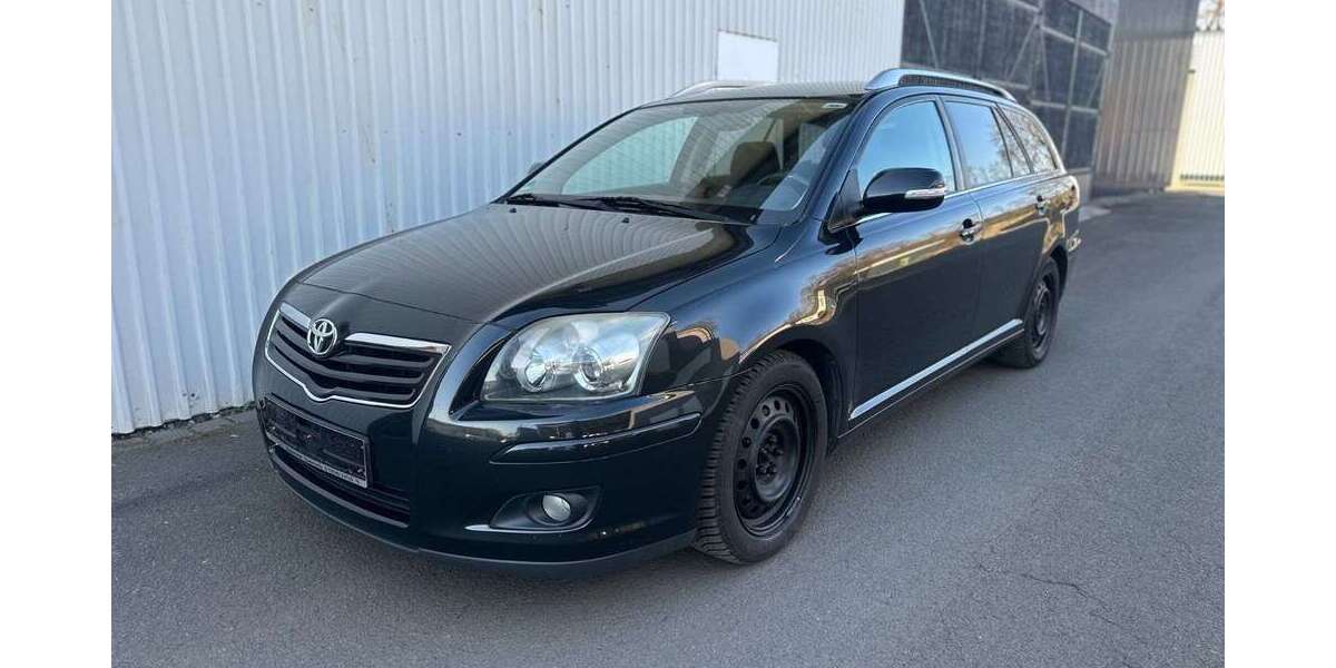 Toyota Avensis 208.000 km 3.700 &euro; Biebergemünd 63599