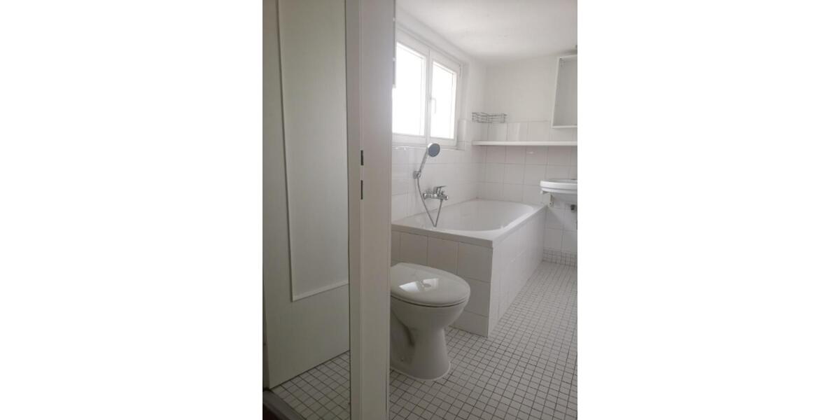 Etagenwohnung Frankfurt am Main Nordend Ost - 2 Zimmer, 80 m&sup2;, 1.250&euro; | Angebot:25839300