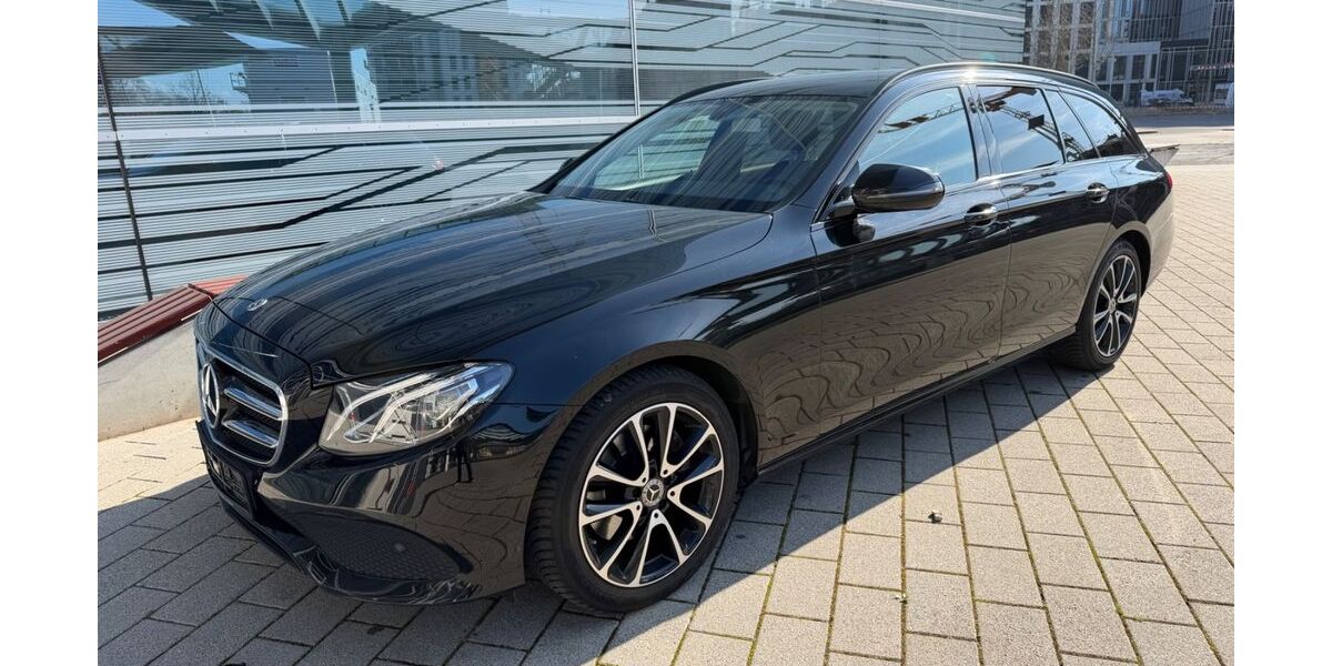 Mercedes-Benz E 220 294.500 km 15.999 &euro; Frankfurt am/Main 60389
