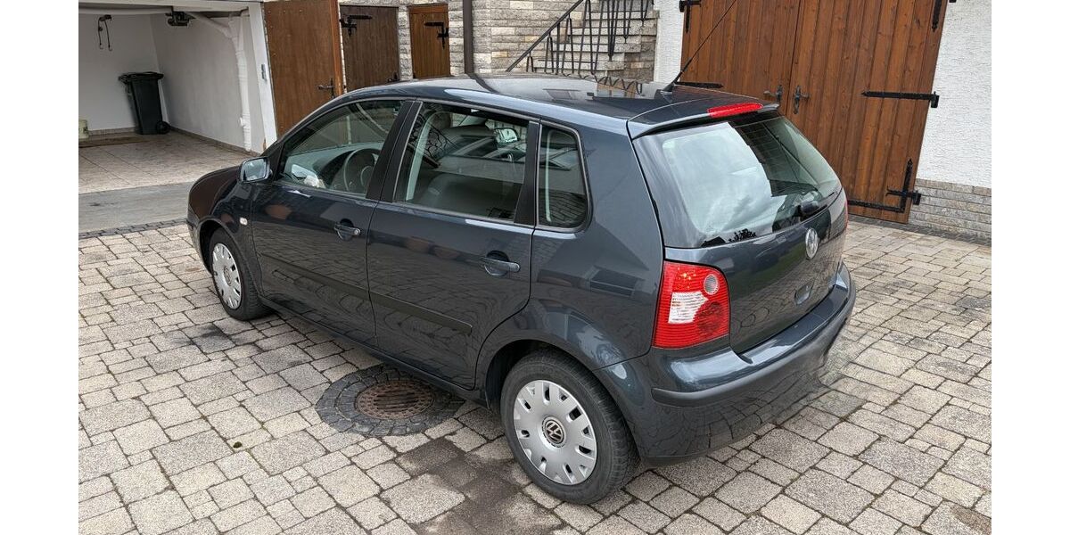 VW Polo 111.000 km 2.600 &euro; Krombach 63829