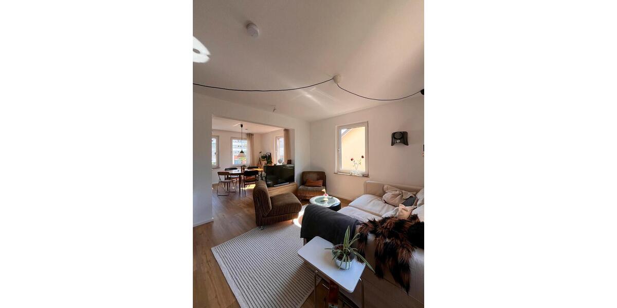 Etagenwohnung Oberursel (Taunus) - 3.5 Zimmer, 73 m&sup2;, 1.235&euro; | Angebot:26698324