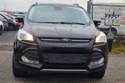 Ford Kuga 117.500 km 9.799 &euro; Dietzenbach 63128