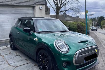 Mini Cooper SE 118.965 km 13.600 &euro; Bad Homburg 61350