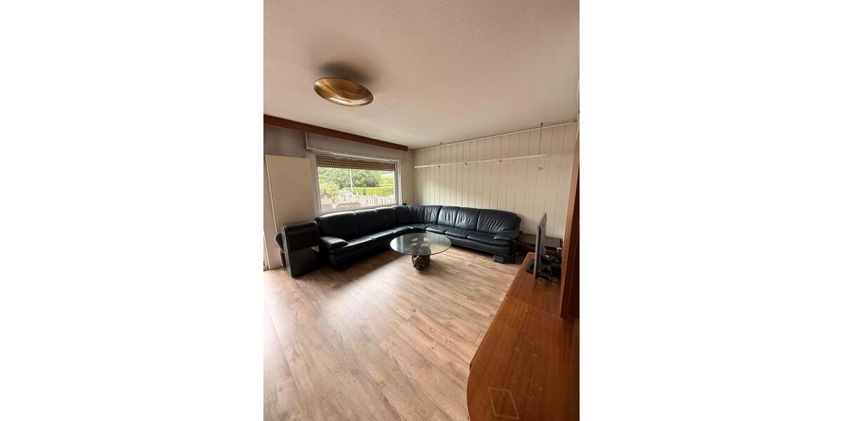 Reihenhaus Frankfurt am Main Eschersheim - 6 Zimmer, 165 m&sup2;, 700.000&euro; | Angebot:26939260