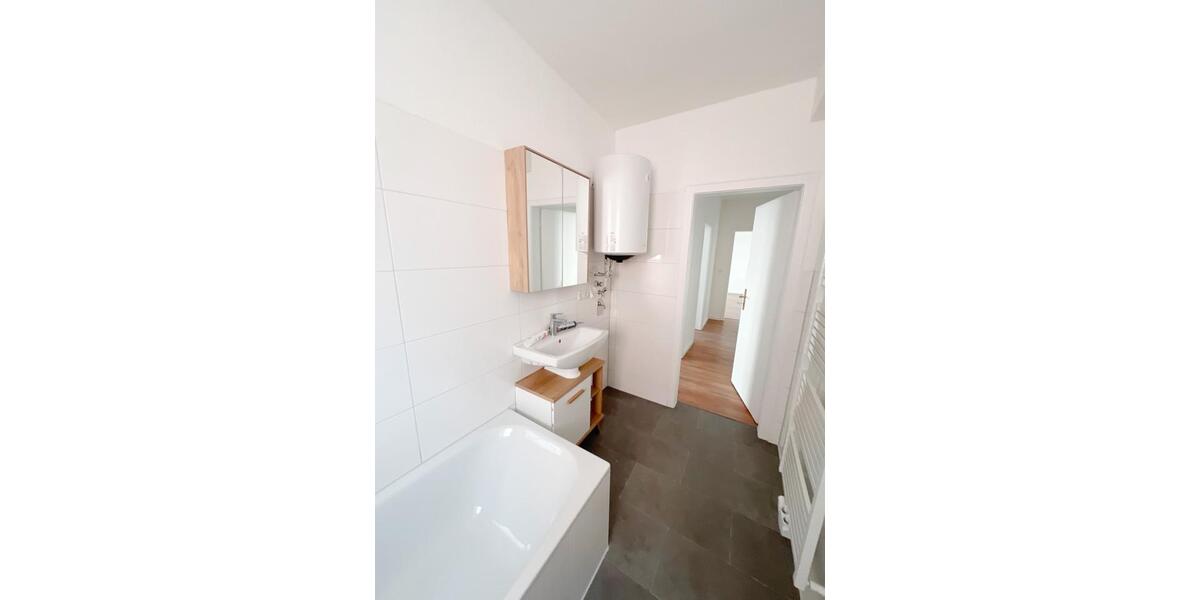 Etagenwohnung Frankfurt am Main Nordend West - 2 Zimmer, 67 m&sup2;, 1.600&euro; | Angebot:25855150