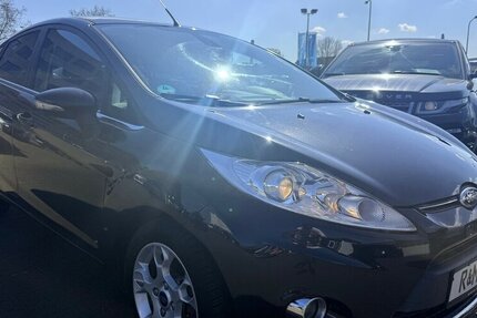 Ford Fiesta 1.6 TDCI Titanium/5Türig/TOP 193.000 km 3.290 &euro; Frankfurt 60386