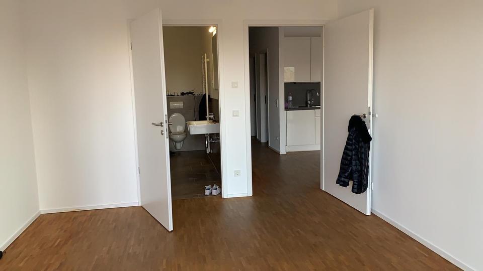 Terrassenwohnung Frankfurt am Main Ostend - 2 Zimmer, 83 m&sup2;, 1.791&euro; | Angebot:25887659