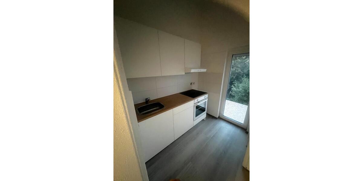 Etagenwohnung Friedberg (Hessen) - 11 Zimmer, 200 m&sup2;, 600&euro; | Angebot:27621287