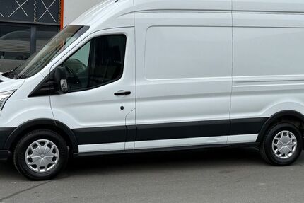 Ford Transit 126.000 km 15.699 &euro; Frankfurt am Main 60314
