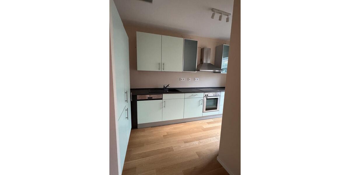 Etagenwohnung Frankfurt am Main Gutleutviertel - 3 Zimmer, 83 m&sup2;, 1.649&euro; | Angebot:26381179
