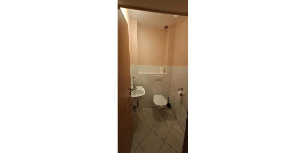 Etagenwohnung Oberursel (Taunus) - 3 Zimmer, 83 m&sup2;, 1.400&euro; | Angebot:27625266