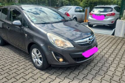 Opel Corsa 120.995 km 3.300 &euro; Neu-isenburg 63263