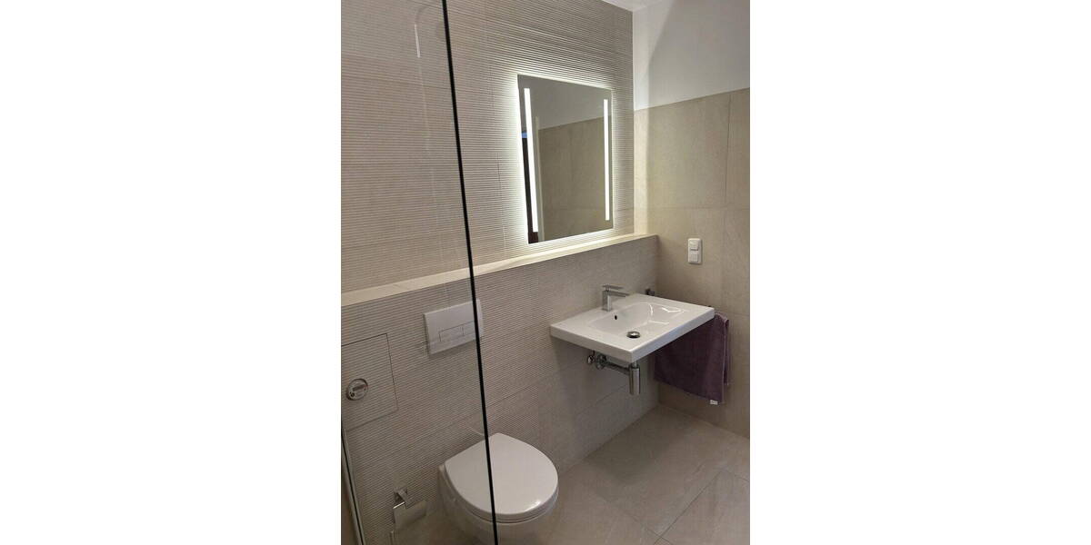 Etagenwohnung Bad Homburg Gonzenheim - 2 Zimmer, 58 m&sup2;, 1.200&euro; | Angebot:26613372