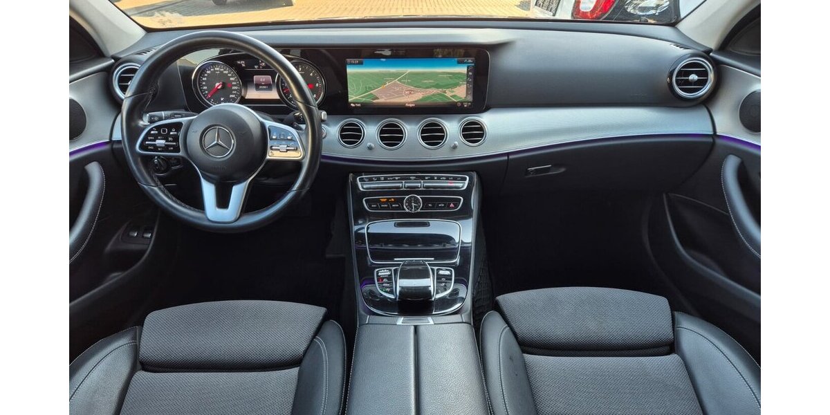 Mercedes-Benz E 400 d T 4M Standheizung, Rückfahrkamera, AHK, Co 200.000 km 19.890 &euro; Rodgau 63110