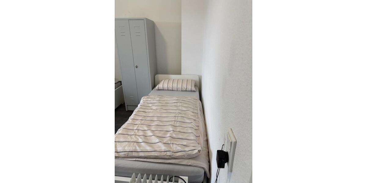 Etagenwohnung Frankfurt am Main Rödelheim - 3 Zimmer, 30 m&sup2;, 750&euro; | Angebot:25394764