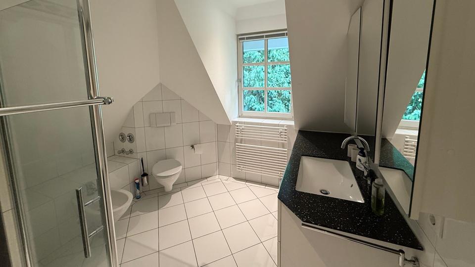 Einfamilienhaus Bad Homburg vor der Höhe Gonzenheim - 3 Zimmer, 130 m&sup2;, 2.500&euro; | Angebot:25947869