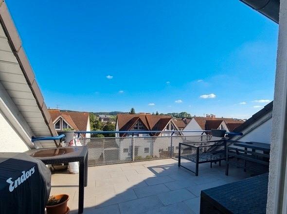 Dachgeschoßwohnung Hasselroth - 2 Zimmer, 65 m&sup2;, 240.000&euro; | Angebot:26550231