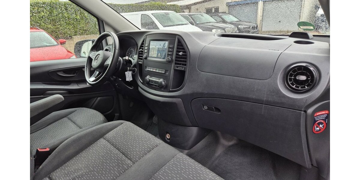 Mercedes-Benz A 180 Progressive Automatik, Rückfahrkamera, LED S 46.111 km 22.890 &euro; Rodgau 63110