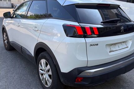 Peugeot 3008 147.904 km 11.662 &euro; Frankfurt am Main 60389