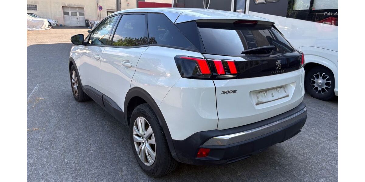 Peugeot 3008 147.904 km 11.662 &euro; Frankfurt am Main 60389