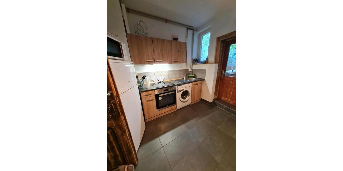 Erdgeschoßwohnung Gelnhausen - 3 Zimmer, 86 m&sup2;, 1.200&euro; | Angebot:26020945