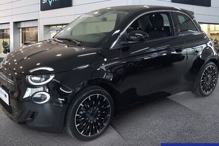 Fiat 500e 2.500 km 27.480 &euro; Frankfurt 60314