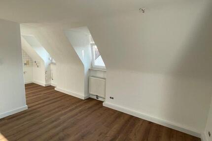 Wohnung Aschaffenburg Damm - 4 Zimmer, 82 m&sup2;, 810&euro; | Angebot:27549690