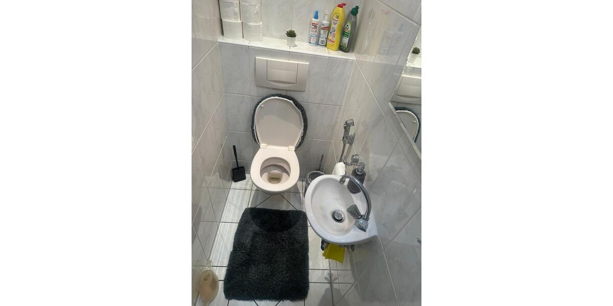 Etagenwohnung Frankfurt am Main Nied - 3 Zimmer, 86 m&sup2;, 1.400&euro; | Angebot:25853910