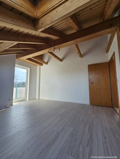 Etagenwohnung Aschaffenburg Schweinheim - 2 Zimmer, 59 m&sup2;, 225.000&euro; | Angebot:25770252