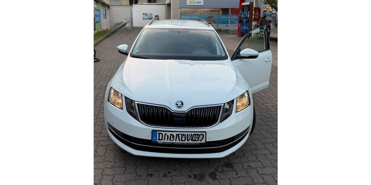Skoda Octavia 12.995 km 16.650 &euro; Frankfurt am Main 60329