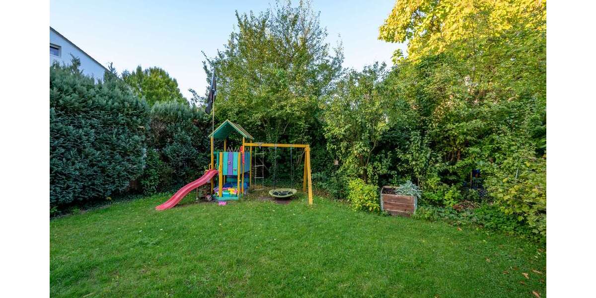 Einfamilienhaus Frankfurt Ginnheim - 4 Zimmer, 129 m&sup2;, 978.000&euro; | Angebot:27469193