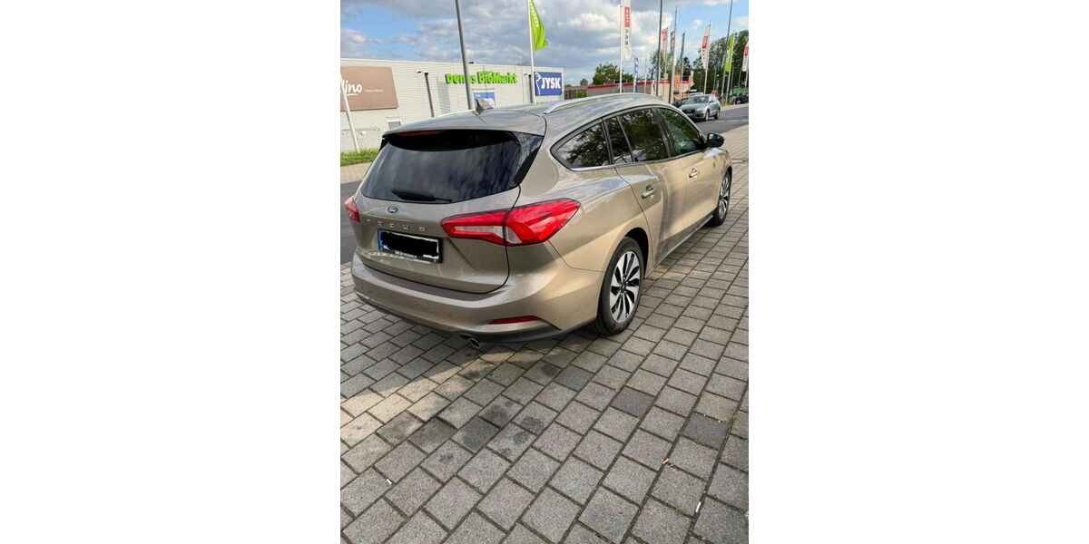 Ford Focus 109.000 km 10.250 &euro; Bad Soden 65812