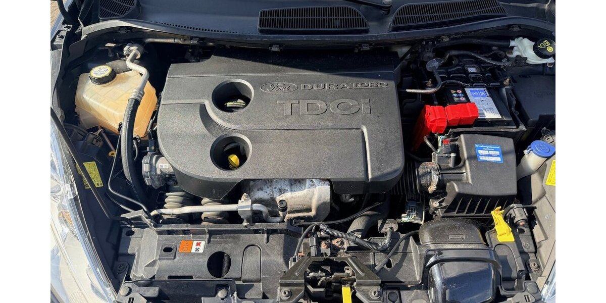 Ford Fiesta 1.6 TDCI Titanium/5Türig/TOP 193.000 km 3.290 &euro; Frankfurt 60386