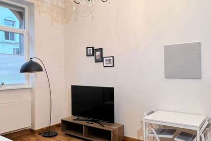 Zimmer Frankfurt am Main Rödelheim - 2 Zimmer, 1.290&euro; | Angebot:24986701