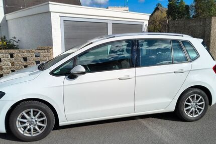 VW Golf Sportsvan 101.000 km 9.500 &euro; Rödermark 63322