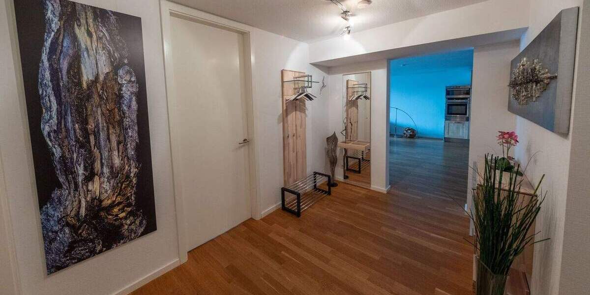 Etagenwohnung Offenbach am Main Bieberer Berg - 3 Zimmer, 112 m&sup2;, 1.800&euro; | Angebot:25737629