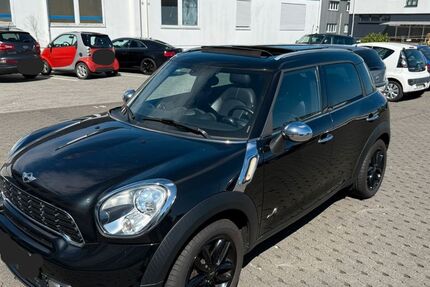 Mini Countryman S (Cooper) 141.000 km 9.990 &euro; Bad Homburg 61350