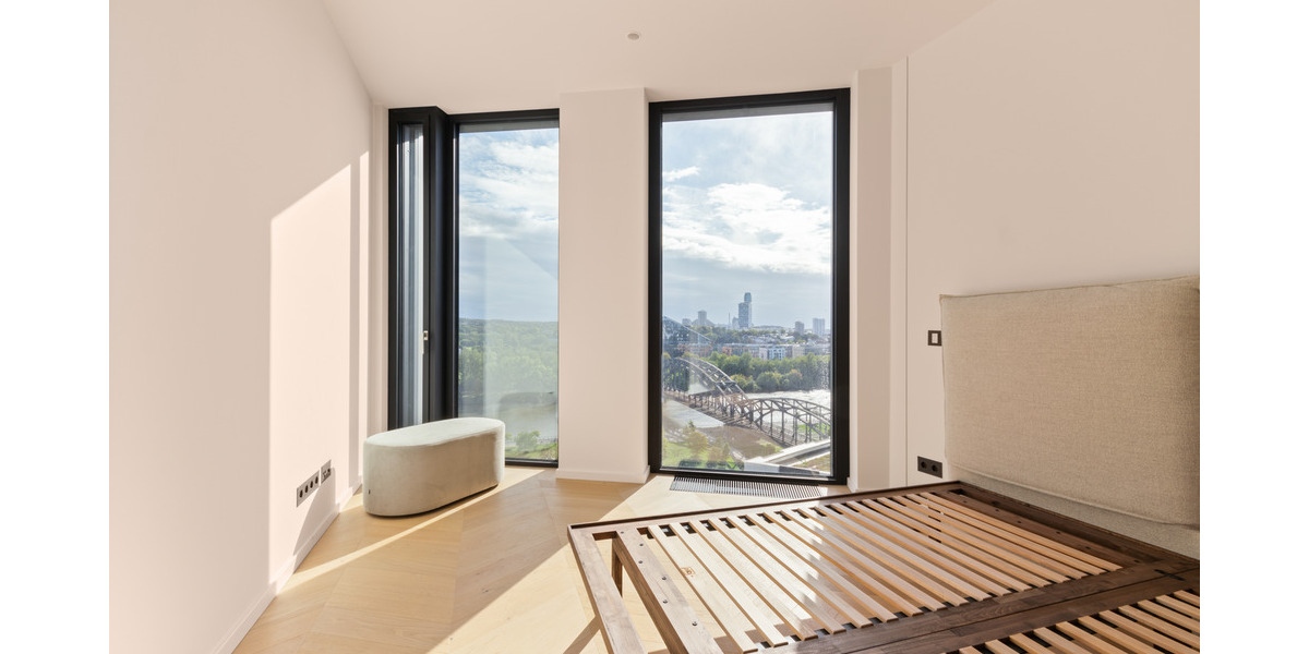 Etagenwohnung Frankfurt am Main Ostend - 2 Zimmer, 63 m&sup2;, 2.570&euro; | Angebot:25690766