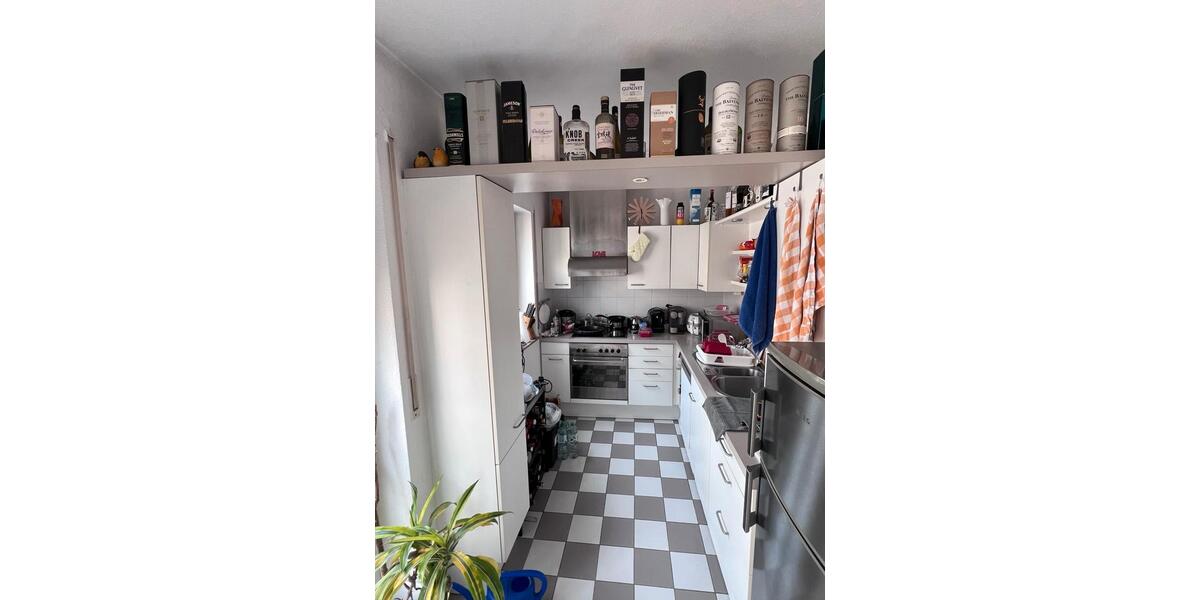 Etagenwohnung Frankfurt am Main Ost - 2 Zimmer, 74 m&sup2;, 280.000&euro; | Angebot:25943177