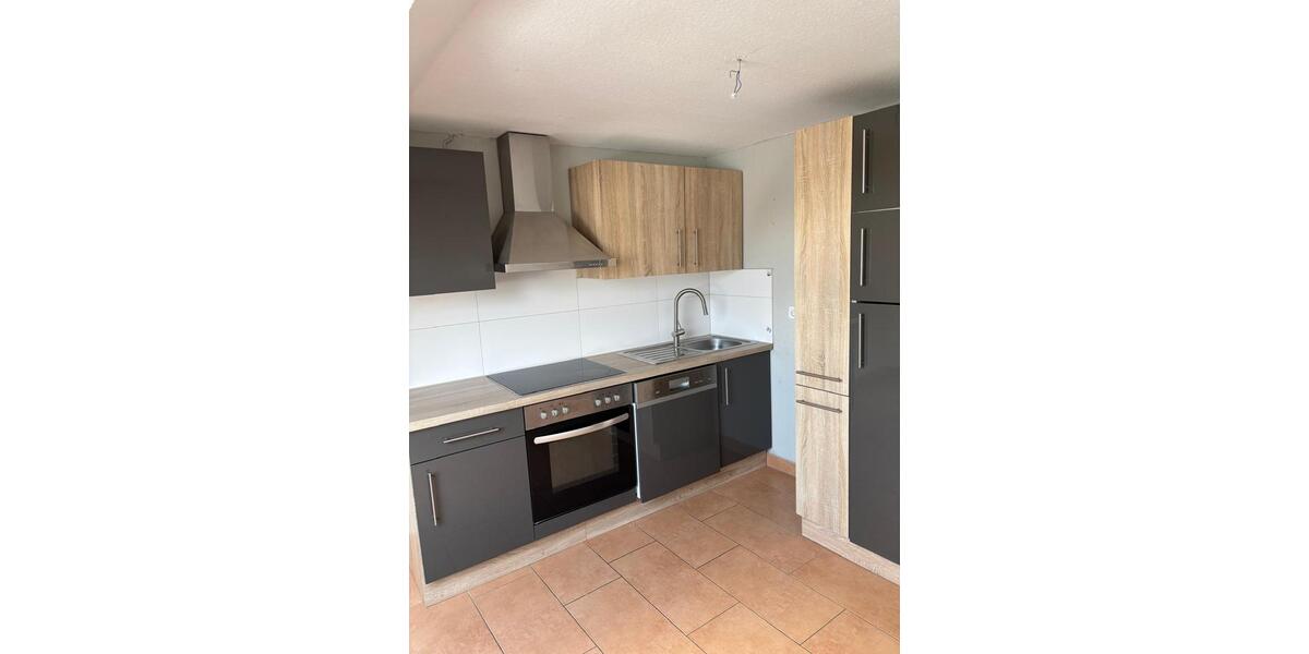 Dachgeschoßwohnung Ortenberg - 3 Zimmer, 97 m&sup2;, 790&euro; | Angebot:26420253