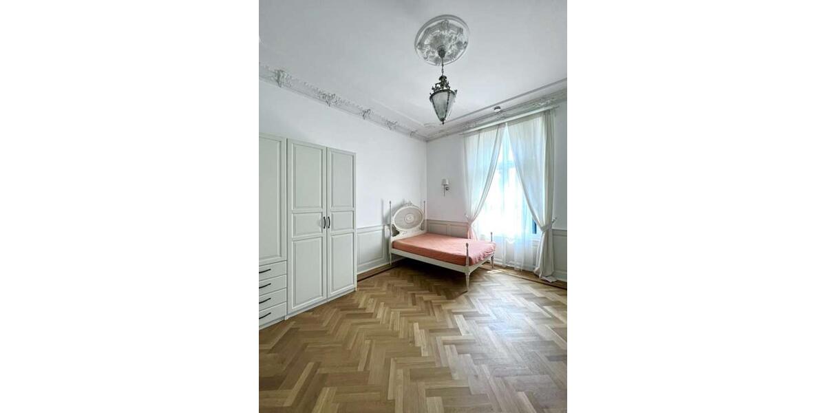 Etagenwohnung Frankfurt am Main Sachsenhausen - 4 Zimmer, 180 m&sup2;, 4.500&euro; | Angebot:25307987