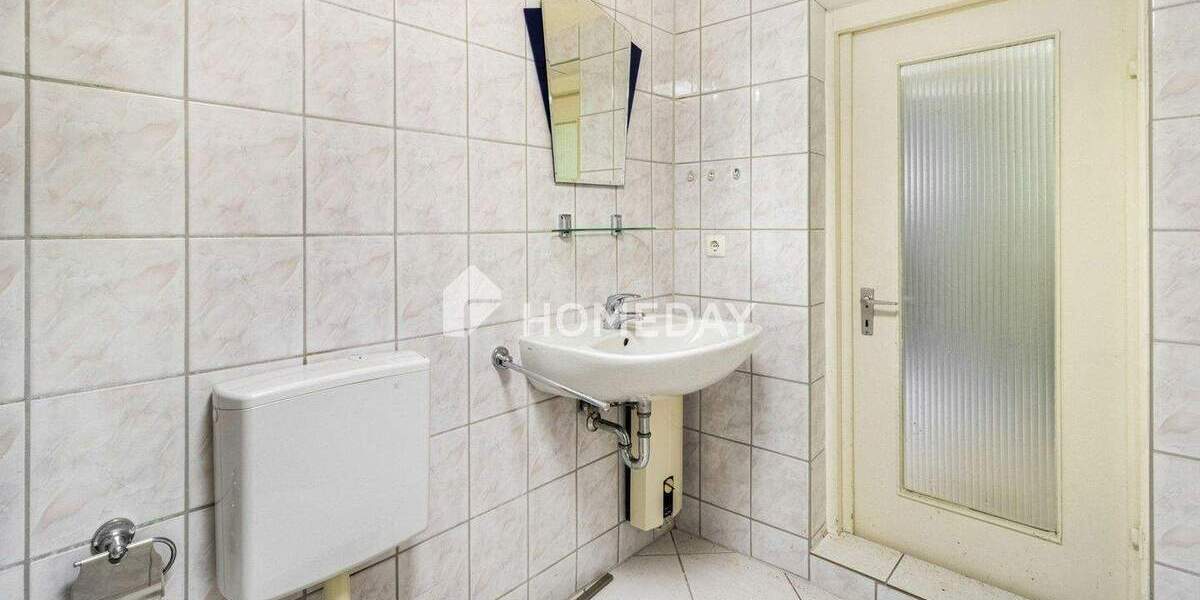 Reihenmittelhaus Frankfurt am Main Ginnheim - 8 Zimmer, 118 m&sup2;, 627.000&euro; | Angebot:25732761