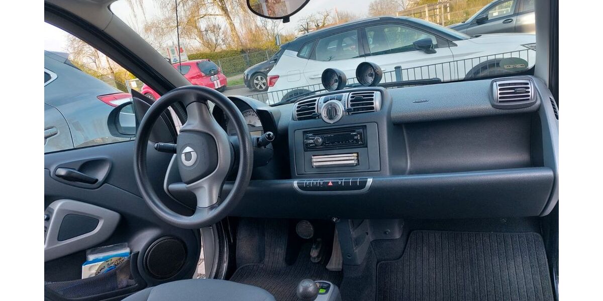 Smart ForTwo 101.000 km 2.300 &euro; Offenbach am Main 63075