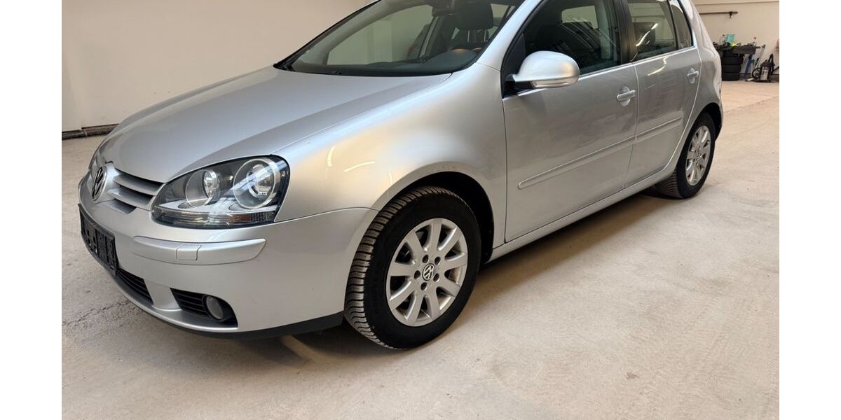 VW Golf 233.000 km 2.500 &euro; Nidderau 61130