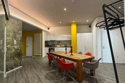 Wohnung Frankfurt am Main Sachsenhausen - 4 Zimmer, 288 m&sup2;, 2.200&euro; | Angebot:26088904