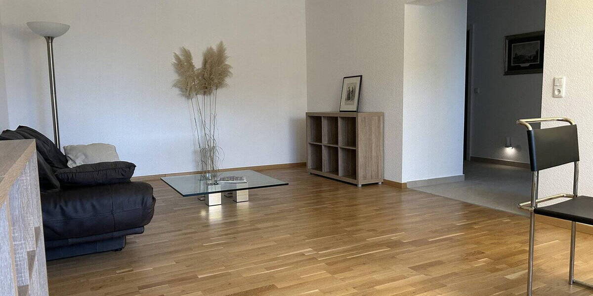 Etagenwohnung Bad Homburg Gonzenheim - 2 Zimmer, 58 m&sup2;, 1.200&euro; | Angebot:26613372