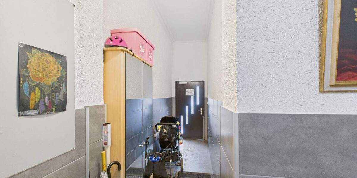 Mehrfamilienhaus, Wohnhaus Frankfurt am Main Gallus - 9 Zimmer, 1.100.000&euro; | Angebot:25711790