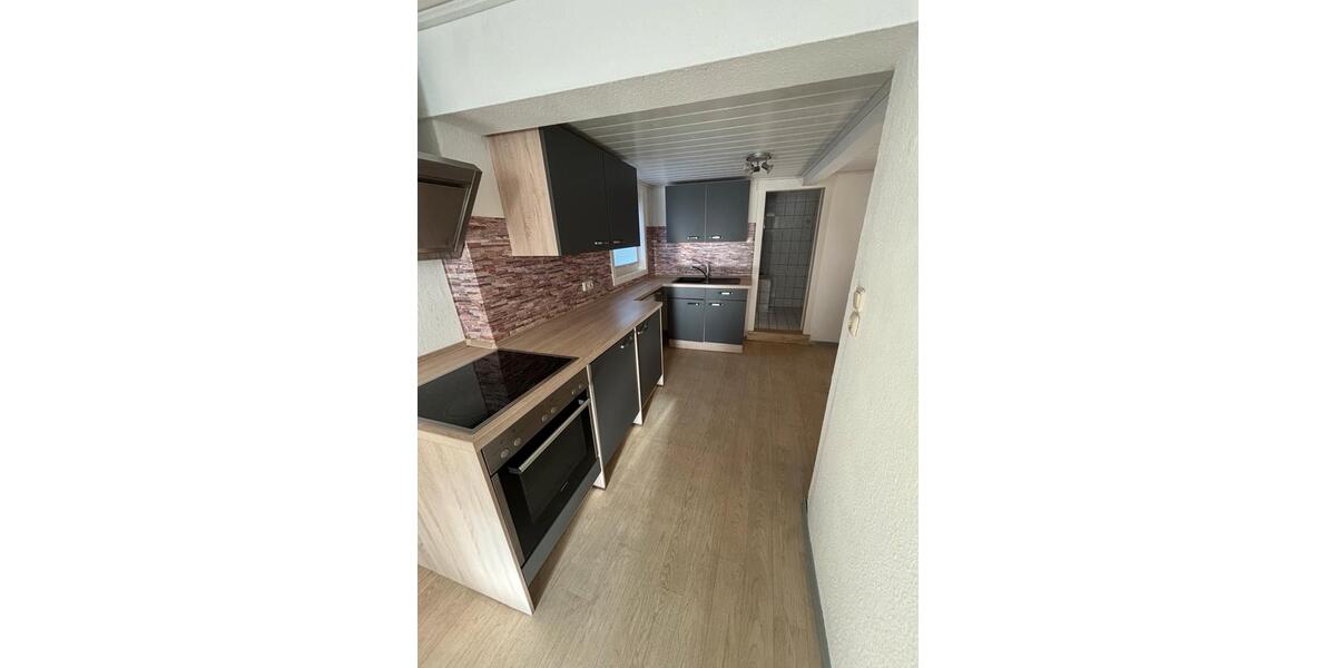 Mehrfamilienhaus, Wohnhaus Rosbach vor der Höhe - 6 Zimmer, 146 m&sup2;, 399.000&euro; | Angebot:27528166