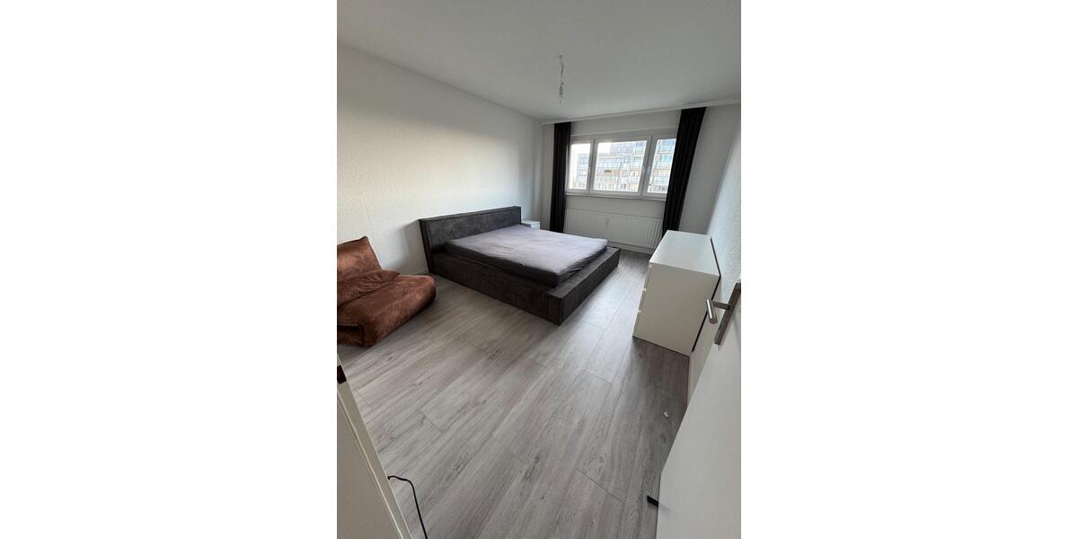 Terrassenwohnung Frankfurt am Main Nord-Ost - 2 Zimmer, 68 m&sup2;, 1.270&euro; | Angebot:25873643